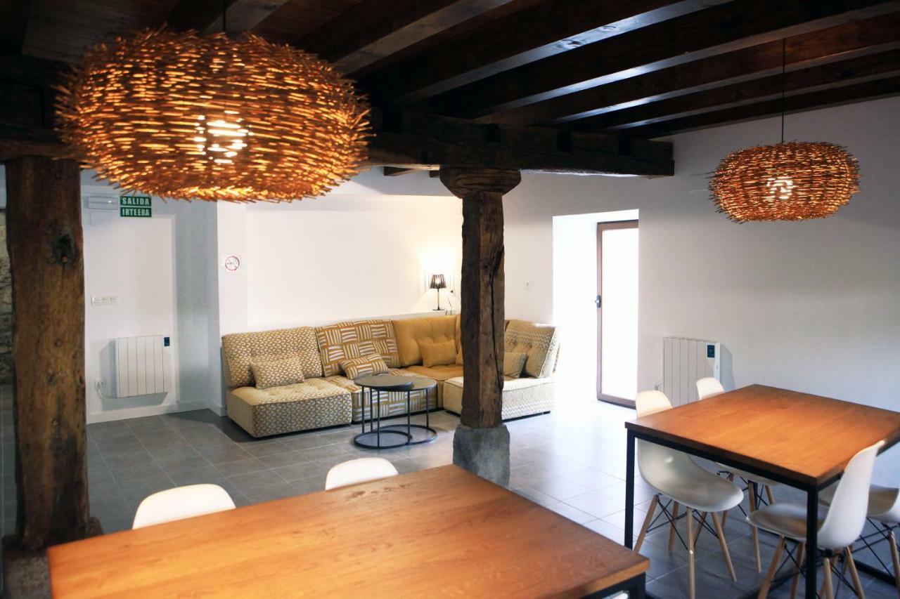 Hostal Ameztia Doneztebe Exteriör bild